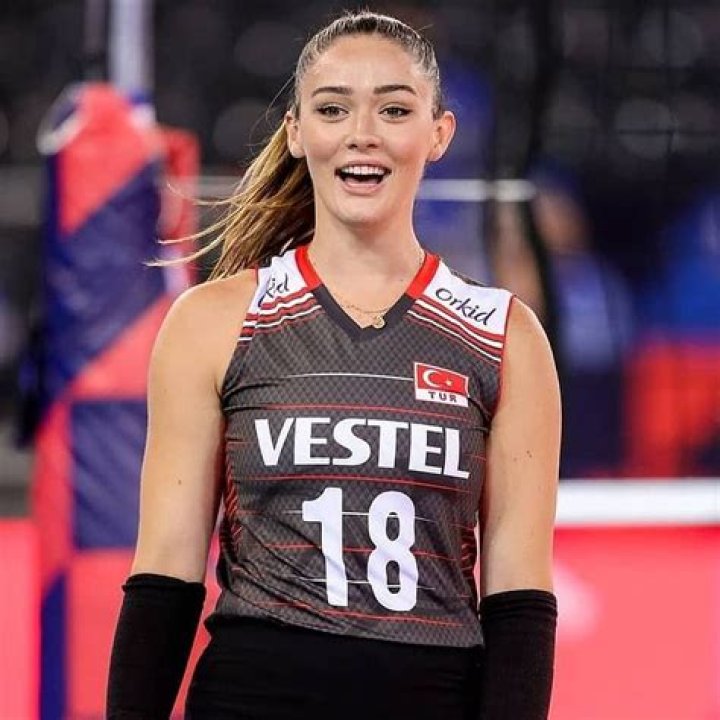 Zehra Gunes: The Rising Star of Women's Volleyball